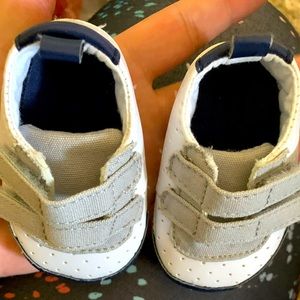 Newborn baby shoes